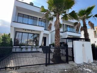 خرید ویلا 200 متری 4 خواب در نوشهر خرید ویلا 200 متری 4 خواب در نوشهر