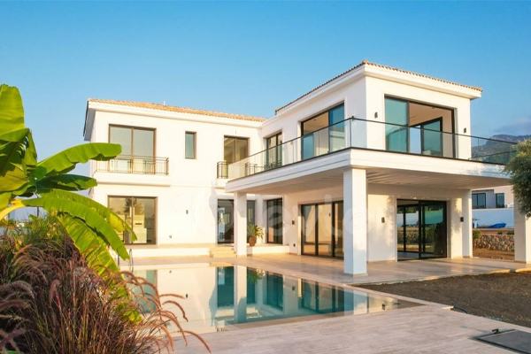 نکات طلایی برای خرید ویلا لوکس در قبرس؛ از انتخاب منطقه تا قرارداد